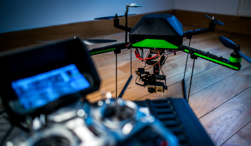 Aviacijos ekspertas: dronų poreikis auga, tačiau specialistų vis dar trūksta